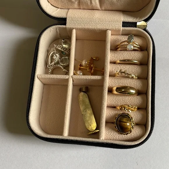 SALE!!!Jewelry Box Organizer - Picture 6 of 10